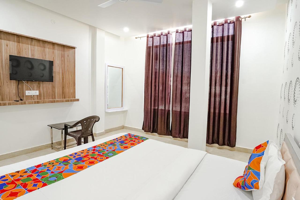 Fabhotel Siddhi พาราณสี ภายนอก รูปภาพ